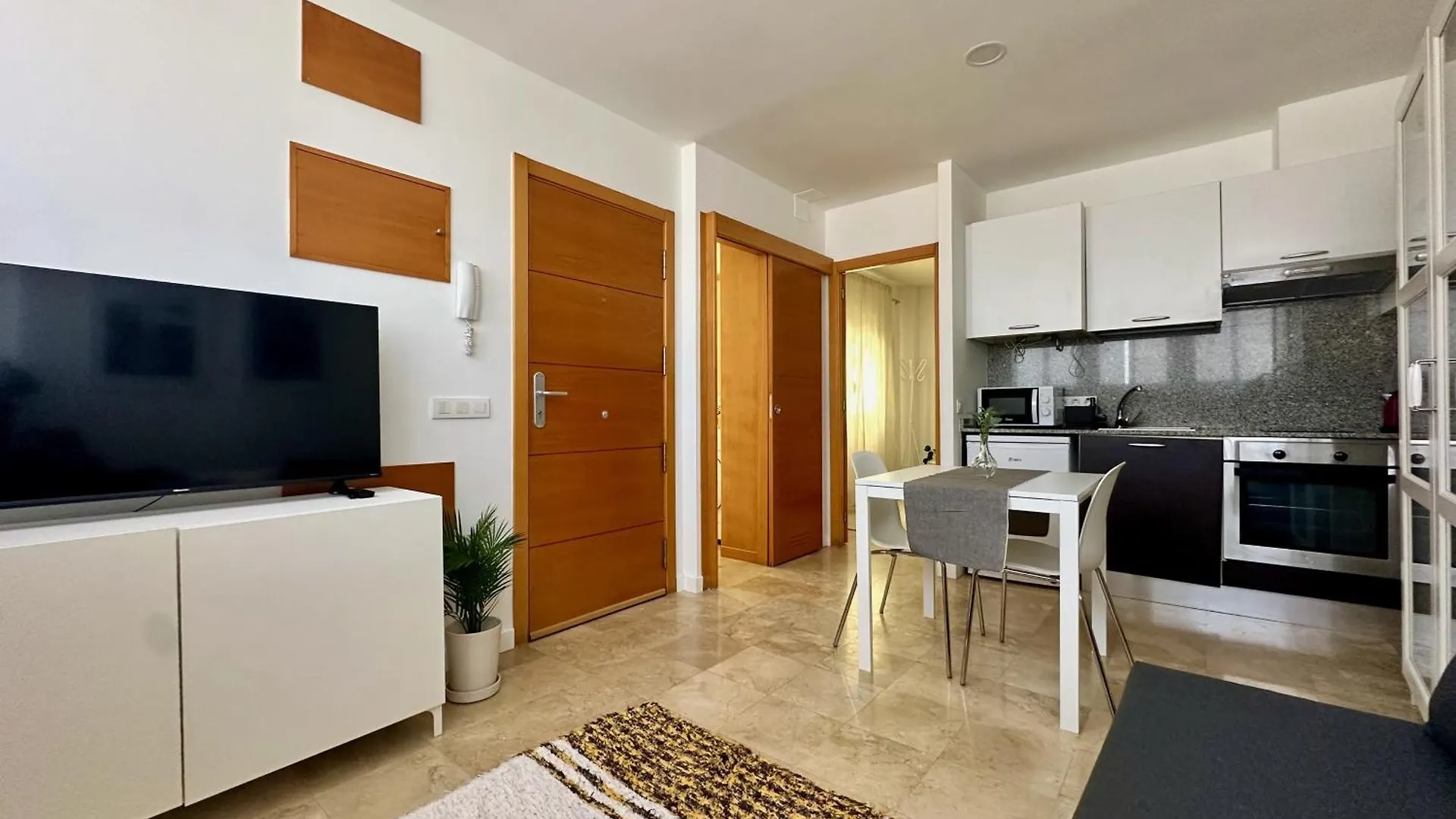 Pambnb - Cozy Refurbished City Center Apartment Santa Cruz de Tenerife Espanha