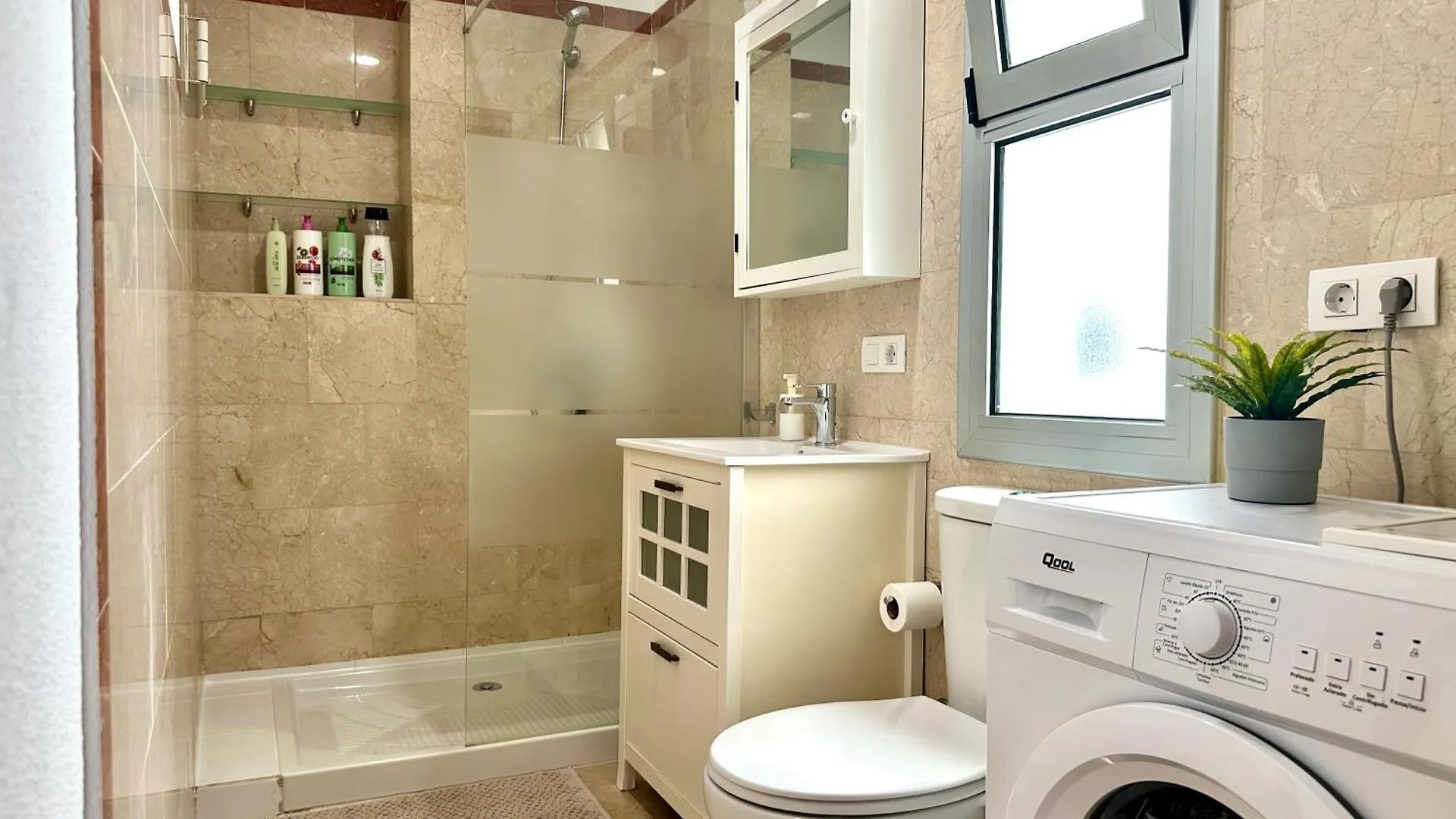 Pambnb - Cozy Refurbished City Center Apartment Santa Cruz de Tenerife 0*,