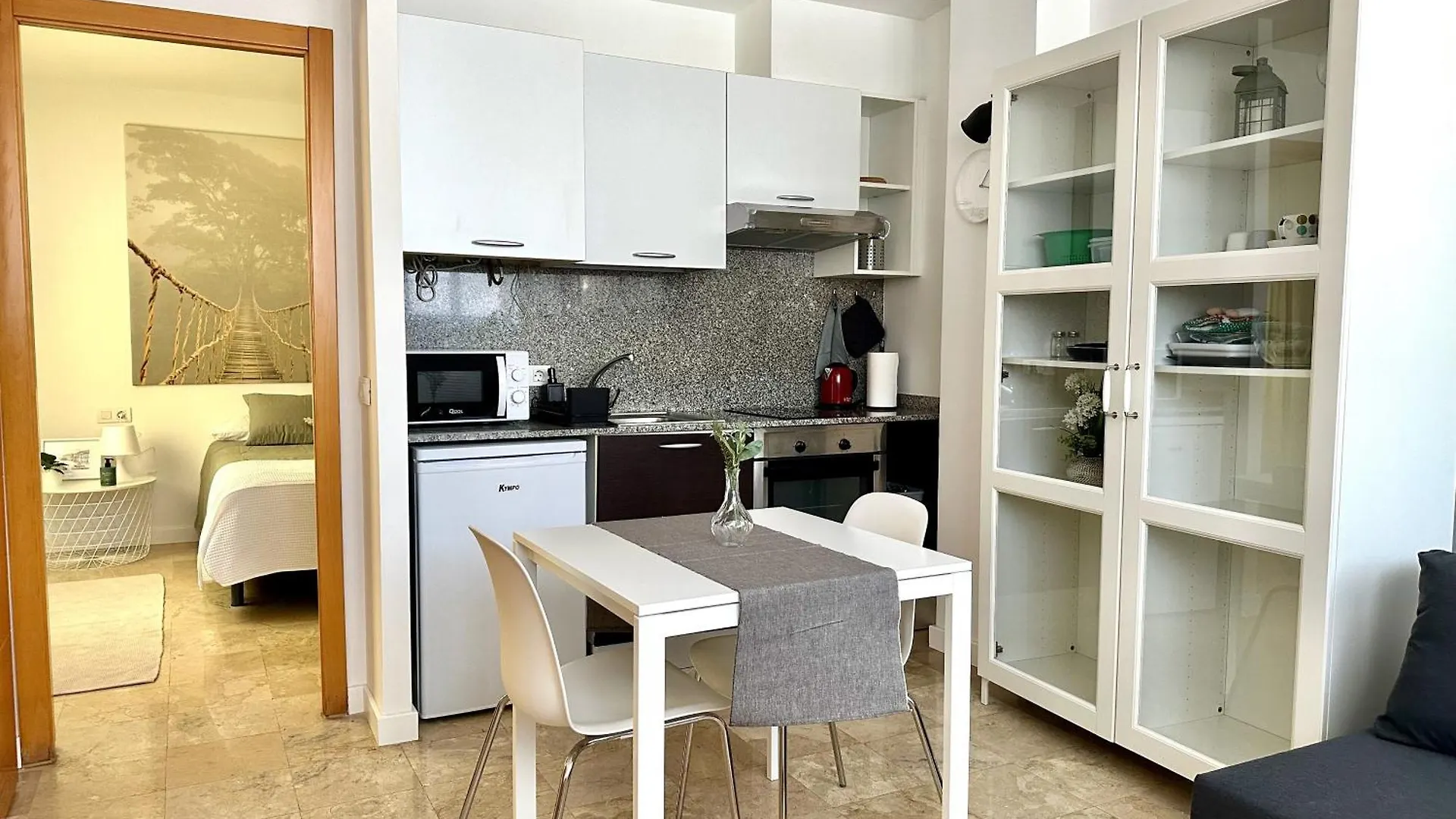 Pambnb - Cozy Refurbished City Center Apartment Santa Cruz de Tenerife