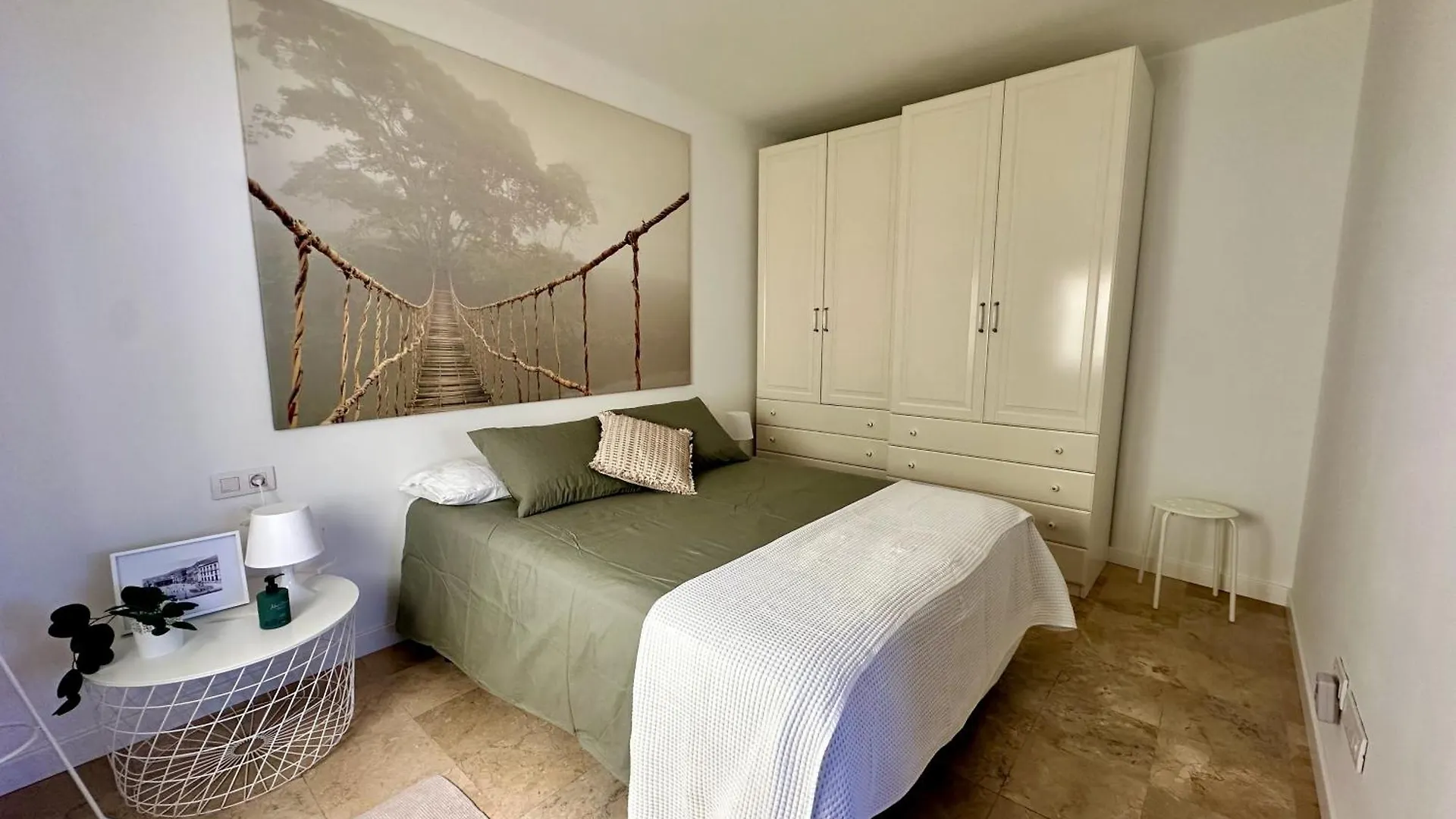 Pambnb - Cozy Refurbished City Center Apartment Santa Cruz de Tenerife 0*,  Espanha